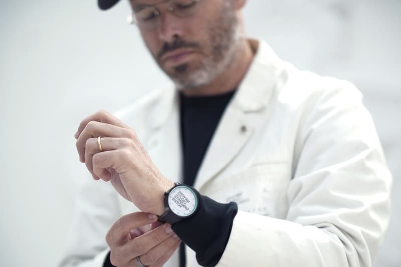 다니엘 아샴 x 애니콘 협업 시계 한정판 daniel arsham anicorn limited edition watch collaboration