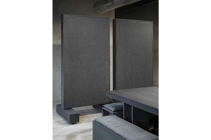 칼라바사스 이지 본사 칸예 웨스트 이지700 v2 2018 kanye west yeezy studio calabasas tour