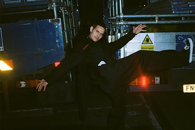 폴리텐* 옵틱스 x 플레이시스 플러스 페이시스 런던 팝업