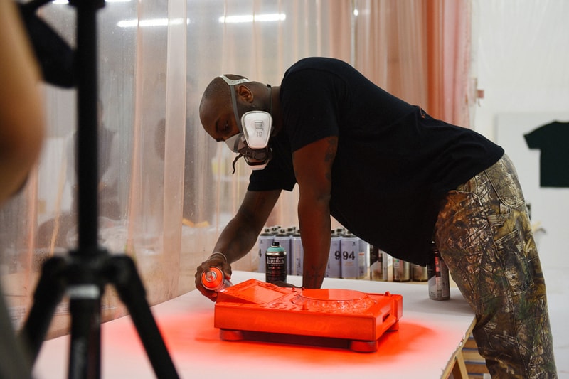 버질 아블로 첫 개인전 <페이퍼뷰> 영상 단독 공개 2018 virgil abloh pay per view video