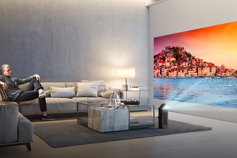 LG, 4K 송출이 가능한 150인치 프로젝터 HU80KA 발매 2018 LG 4k projector 150 inch