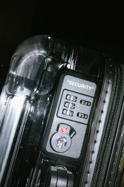 오프 화이트 버질 아블로 리모와 투명 트렁크 캐리어 러기지 슈트케이스 2018 off white virgil abloh rimowa transparent polycarbonate suitcase