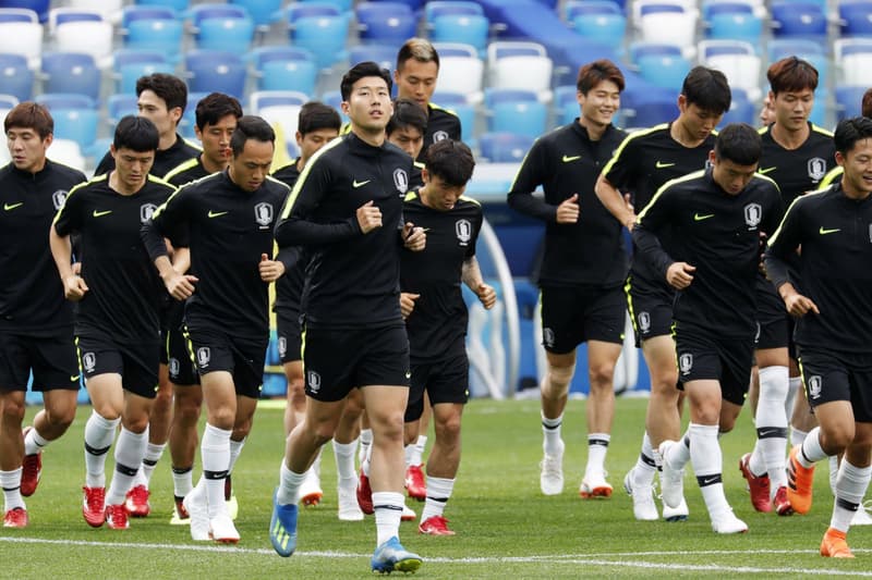한국팀의 연습 유니폼은 신태용 감독의 트릭 russia worldcup korea team training jesrsey is trick