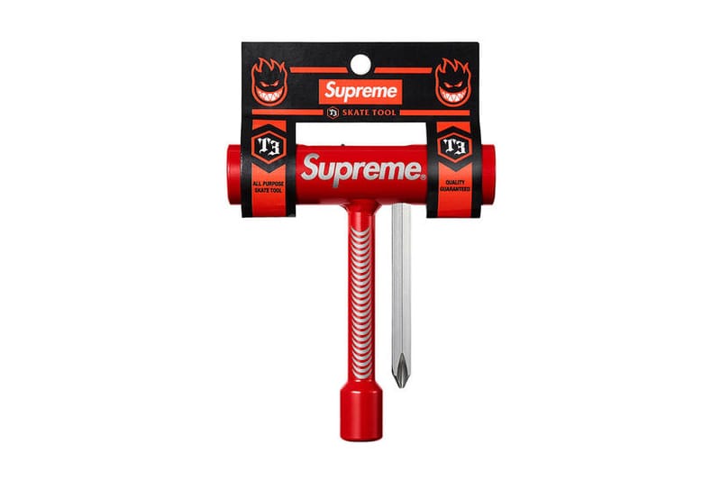 슈프림 x 스핏파이어 2018 봄 컬렉션