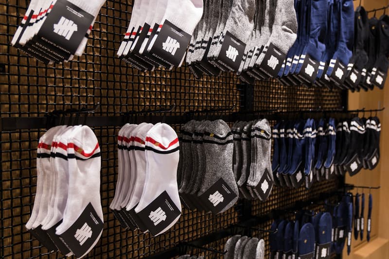 언디피티드 x 나이키 줌 코비 프로트로 1, 메이지도리 웨이스티드 유스 협업 2018 베르디 매장