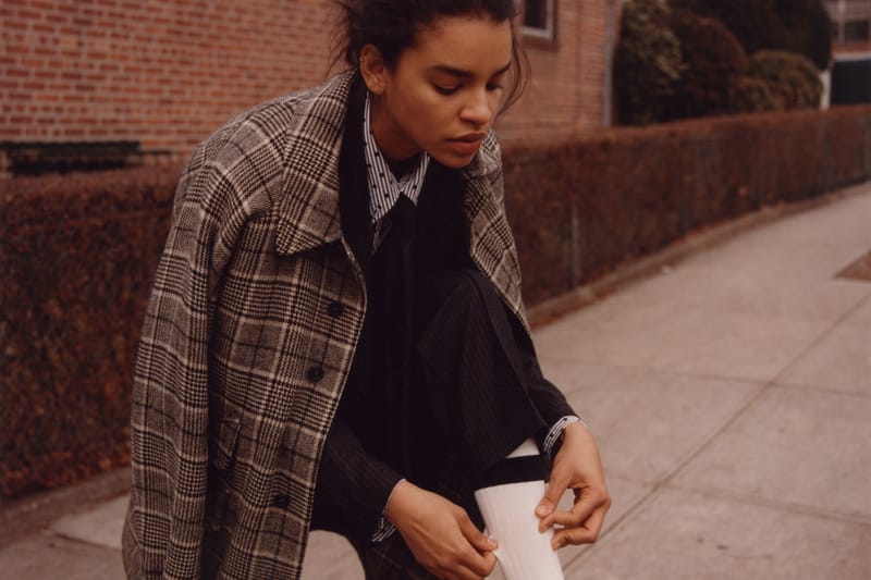 이스트로그 최초의 여성 모델 화보 '그녀에게'