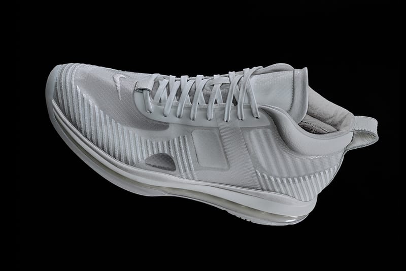 나이키 x 르브론 제임스 x 존 엘리엇 한정판 '아이콘 QS'를 증정받을 기회