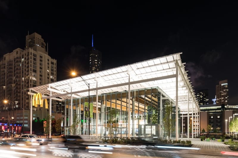 애플스토어급 규모의 맥도날드 플래그십 스토어 오픈