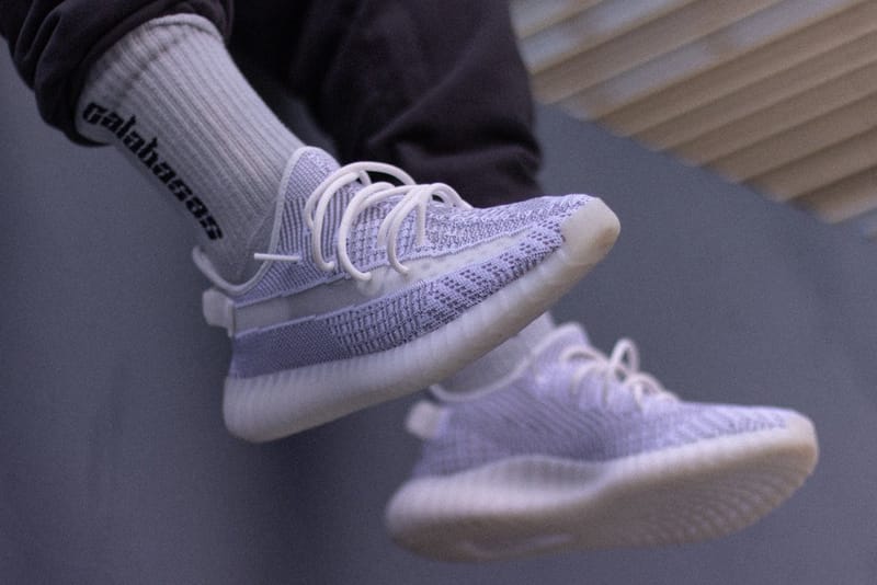 이지 부스트 350 V2 ‘스태틱’을 실제로 신으면 이런 느낌