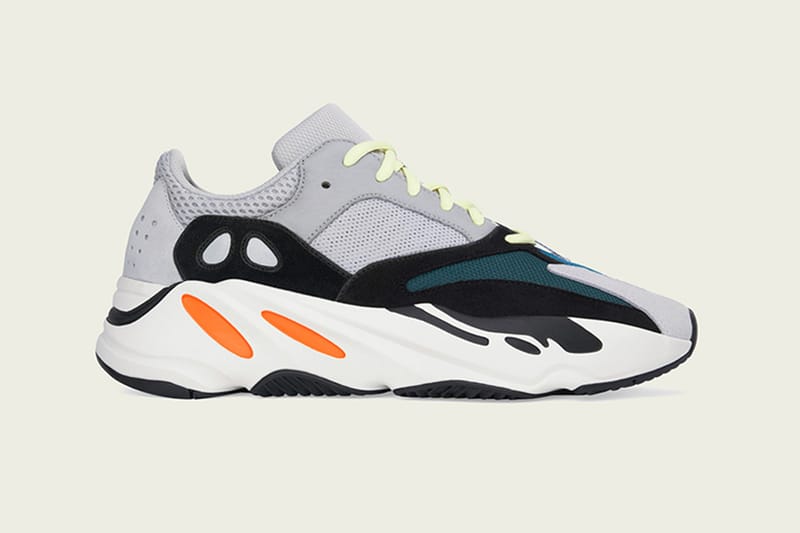 이지 부스트 700 재발매 일정 & 국내 판매처