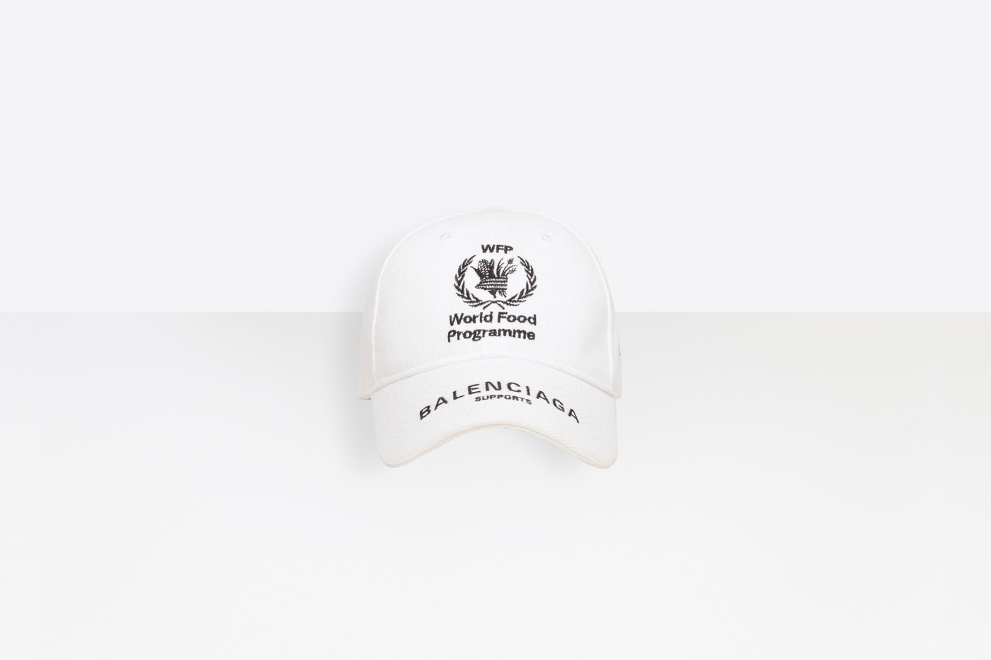유엔세계식량계획 기부 발렌시아가 캡슐 컬렉션