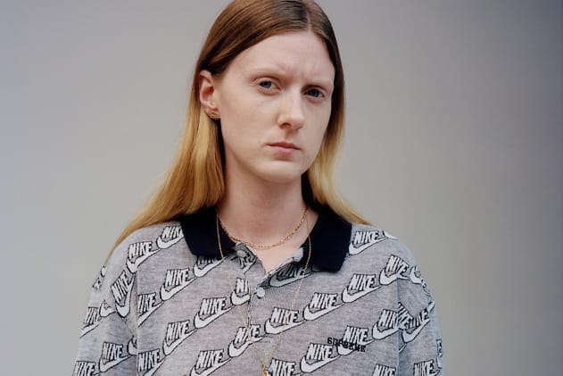 금귀걸이 포함한 슈프림 x 나이키 2018 가을 협업