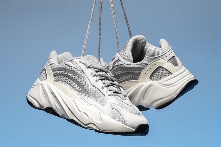 아디다스 이지 부스트 700 V2 ‘스태틱’ 상세 사진 및 예상 발매 일정