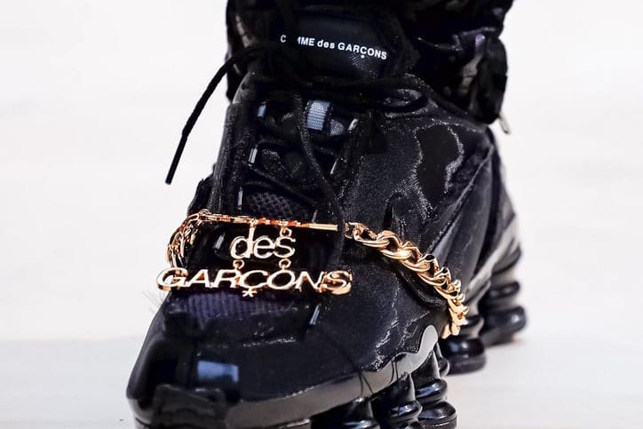 꼼데가르송의 2019 SS 나이키 샥스 & 스니커 쥬얼리