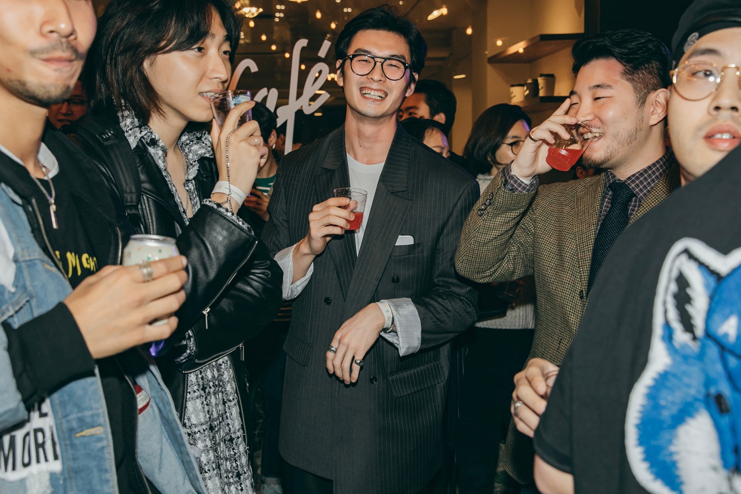 메종 키츠네 서울 플래그십 오픈 파티 2018 가을 maison-kitsune-seoul-flagship-streetsnaps