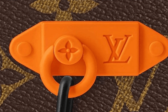 버질 아블로가 디자인한 첫 루이비통 가방 발매 시기