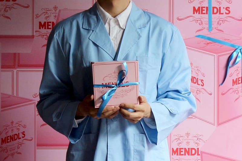 <그랜드 부다페스트 호텔>의 진짜 ‘멘들스 케이크’를 판매하는 서울 카페