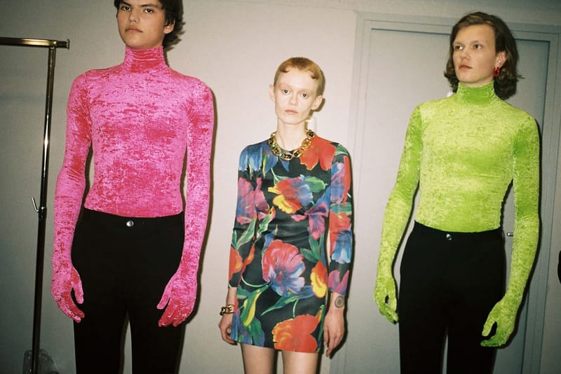 새롭게 선보인 ‘발렌시아가 북’으로 최초 공개하는 비하인드 컷