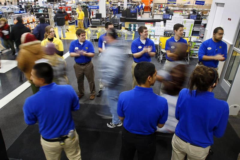 블랙프라이데이에 펼쳐지는 역대급 진풍경 미국 핫딜 쇼핑 세일