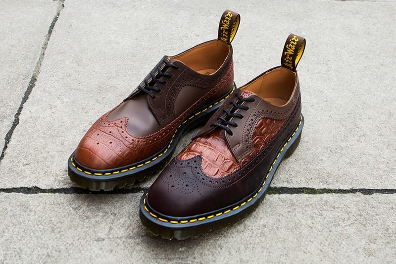 엔지니어드 가먼츠 x 닥터 마틴, 비대칭 '3989' 구매 최종 좌표