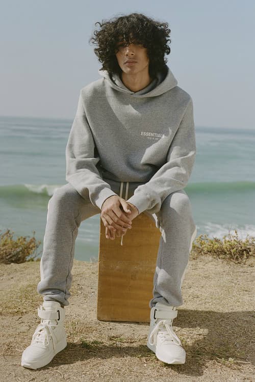 편안함에 포커스를 맞춘 옷장 필수템 피어 오브 갓 에센셜 라인 캘리포니아 윈터 2019 컬렉션