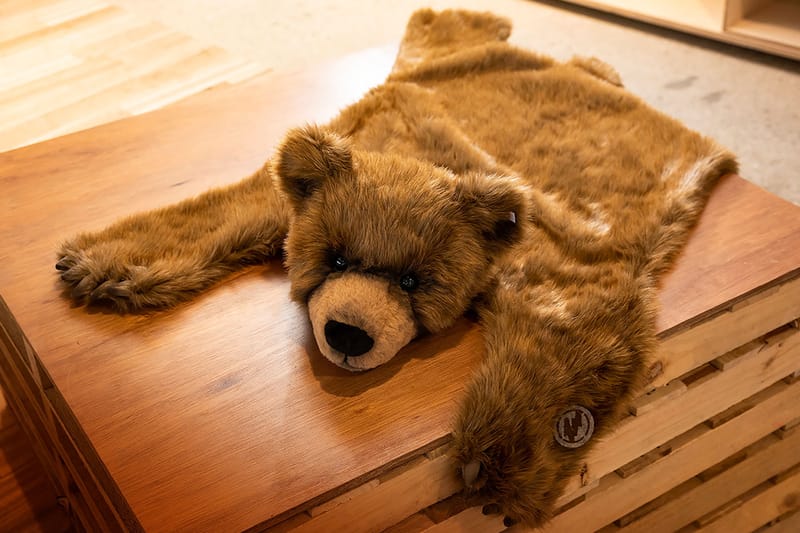 후지와라 히로시가 만든 135만원 짜리 곰인형 러그