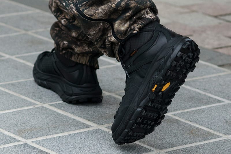 호카 오네 오네 '토르 울트라 하이 2 WP 블랙' 국내 판매 정보