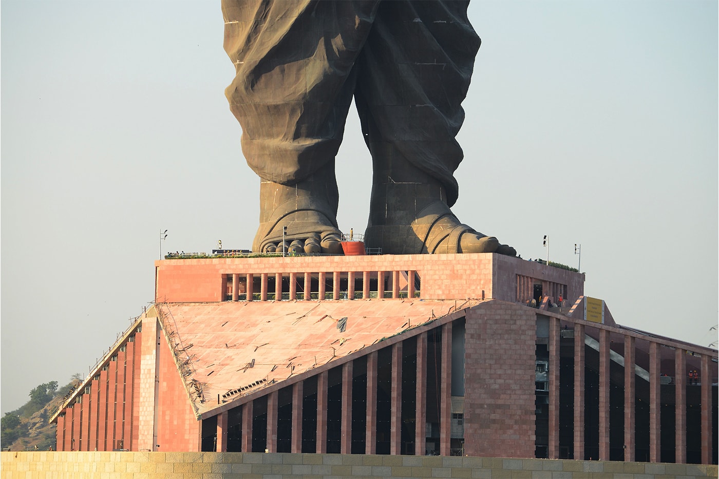 인도에 세워지는 세계에서 가장 큰 동상, 높이는?