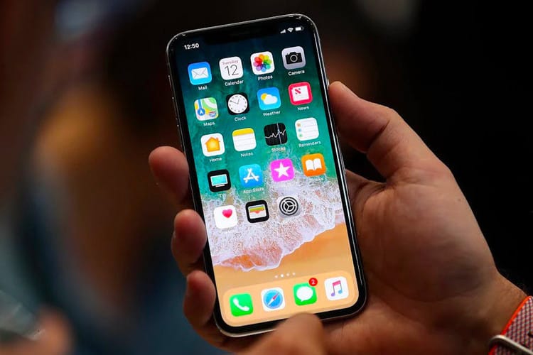 애플의 '메이드 인 차이나' 아이폰 없어진다?