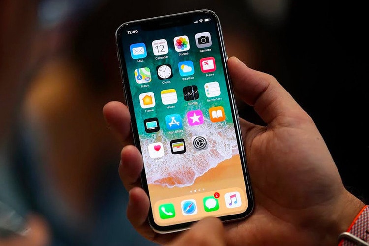 애플의 '메이드 인 차이나' 아이폰 없어진다?