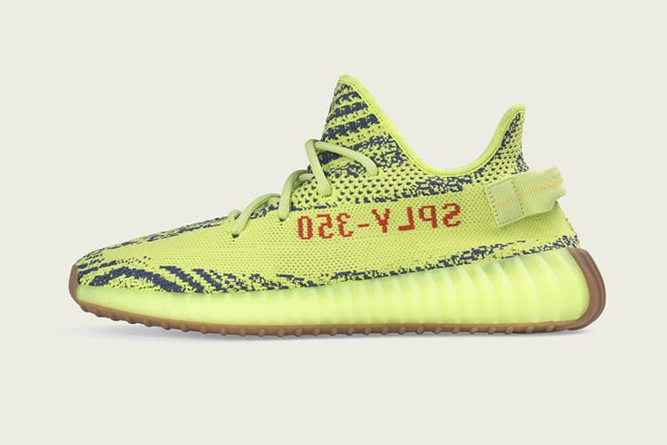 재출시하는 이지 부스트 350 V2 ‘세미 프로즌 옐로’ 국내 판매처