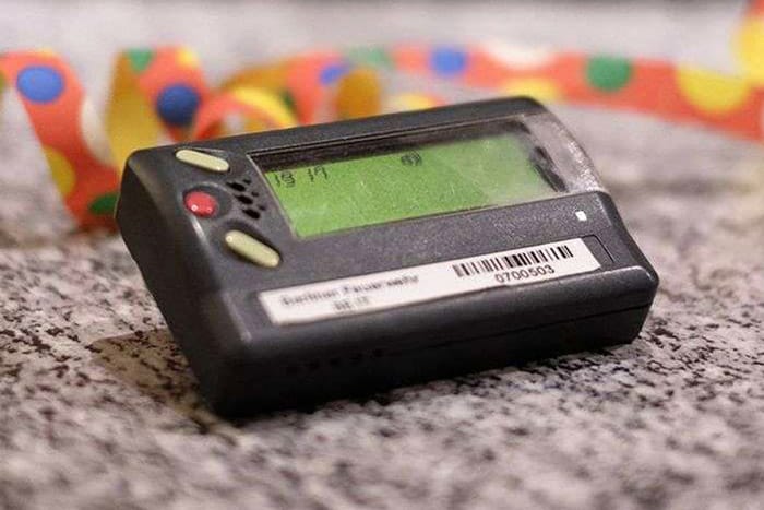 삐삐의 종말, 일본에서 51년 만에 '포켓벨'이 사라진다