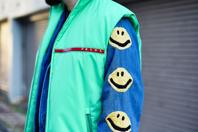 #Streetsnaps: 살레헤 벰버리, 코기 모토후미 2018 유나이티드 애로우 베르사체 체인 리액션