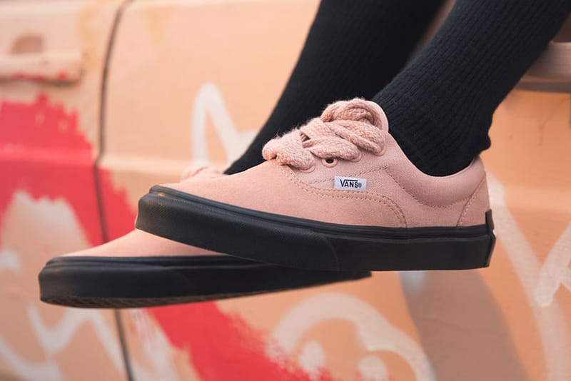 2019년을 기념하는 반스의 '황금 돼지의 해' 신발 컬렉션