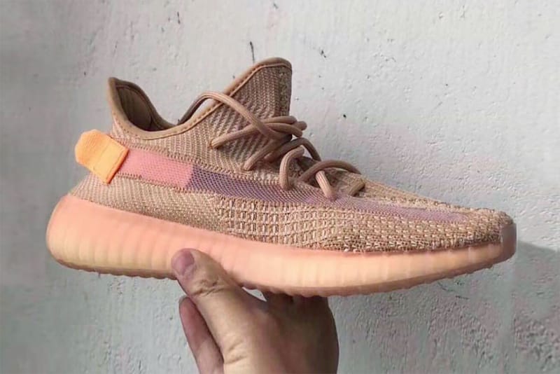 아디다스 이지 부스트 350 V2 신상 '클레이' 상세컷