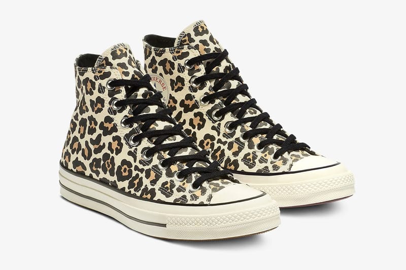 컨버스가 새로 선보인 ‘척 70 프린트’ 3종 세트 구매 좌표