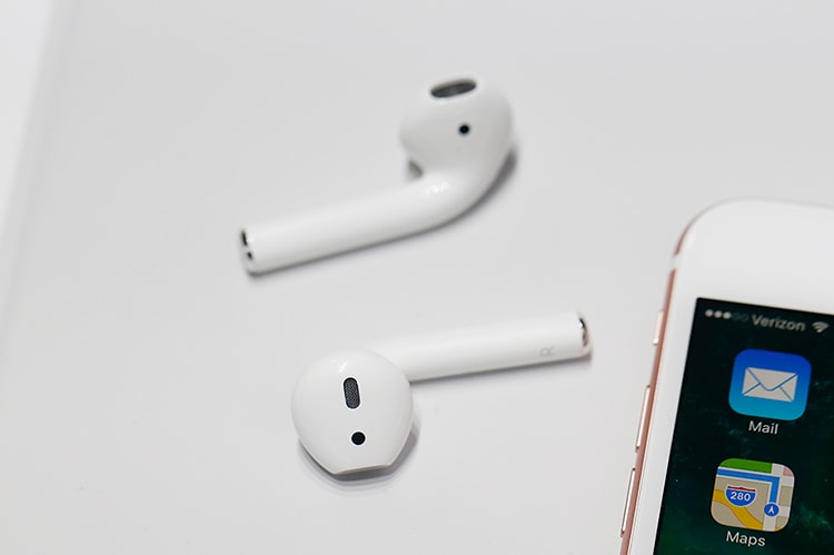 포르노 보다가 귀에서 에어팟이 폭발한 남자, 사건의 전말은?