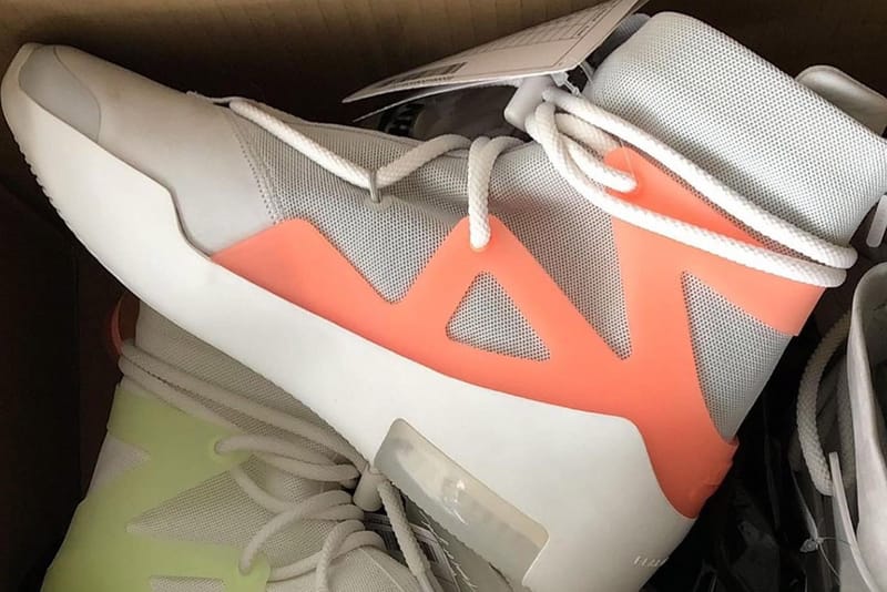 제리 로렌조, 새로운 색상의 나이키 협업 에어 피어 오브 갓 1 공개