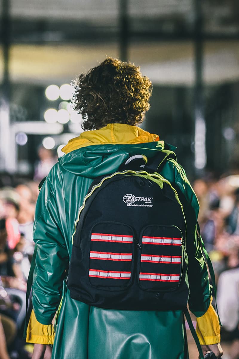 화이트 마운티니어링 x 이스트팩 가방 백팩 보스턴백 웨이스트백 리플렉티브 테이프
