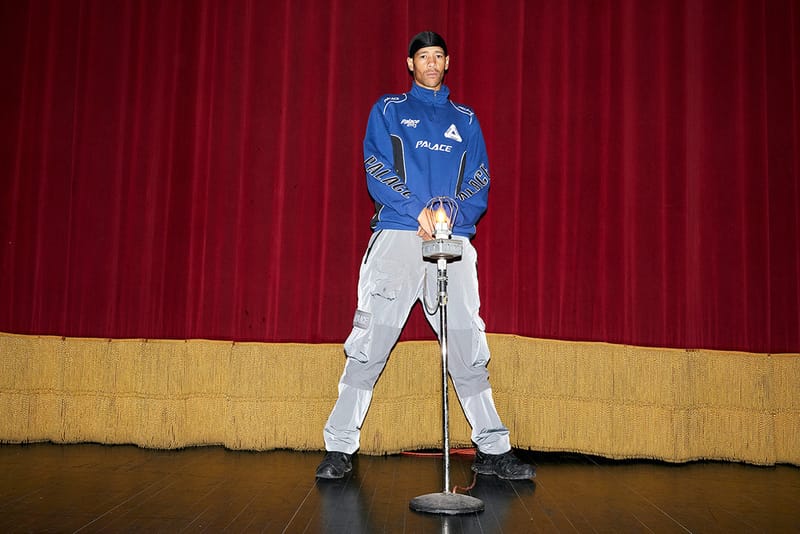 팔라스의 익살스러운 2019 봄 룩북