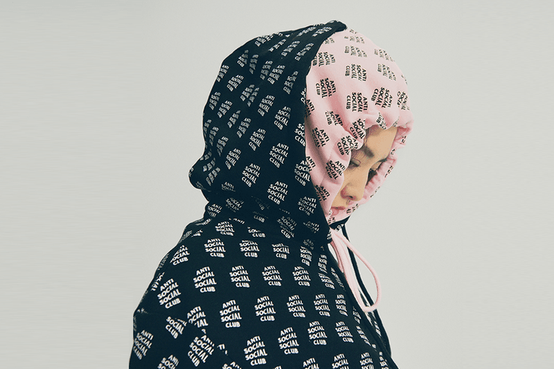 느린 배송을 '셀프 디스'한 안티 소셜 소셜 클럽의 2019 SS 컬렉션