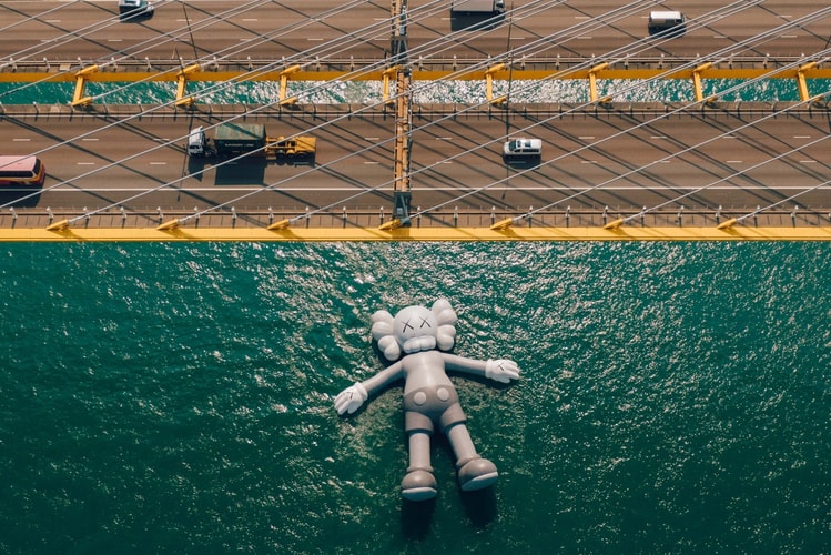 홍콩 빅토리아 항구로 옮겨간 ‘카우스: 홀리데이’ 현장