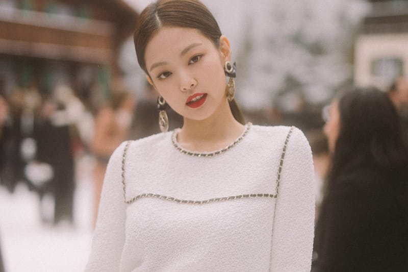 ‘샤넬 풀착’으로 가득찬 칼 라거펠트의 마지막 샤넬 쇼 현장 들여다보기