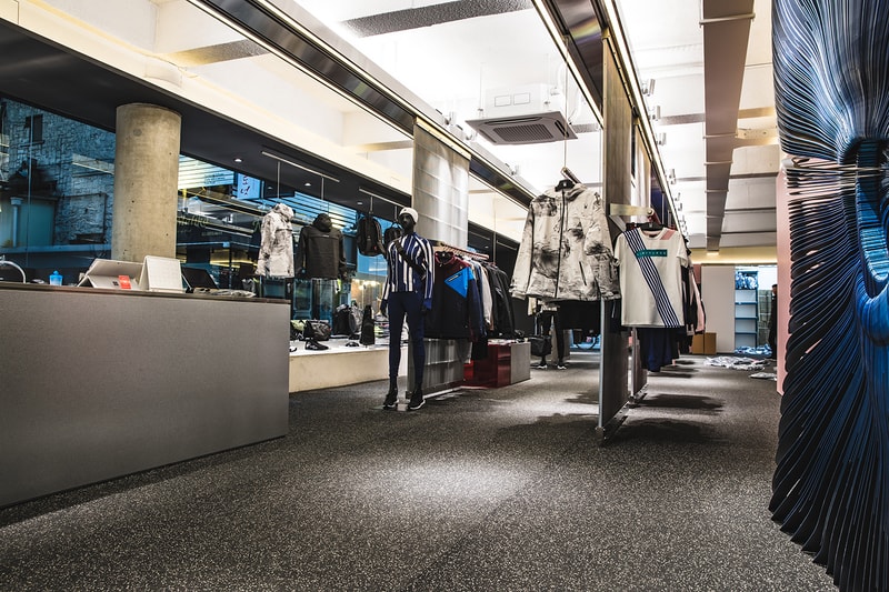 스파이더 압구정 스토어 오픈 2019 봄  spyder-apgujeong-store-open
