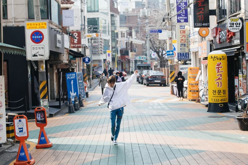 전설적인 스케이터 토니 알바가 등장하는 반스의 '디스 이즈 디 에라' 캠페인 2019