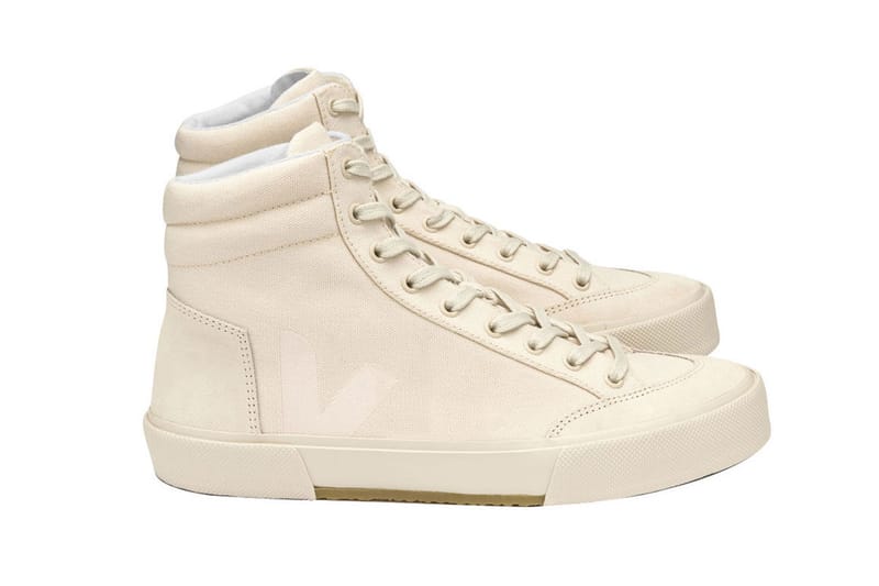 르메르 x 베자 협업 스니커 2종