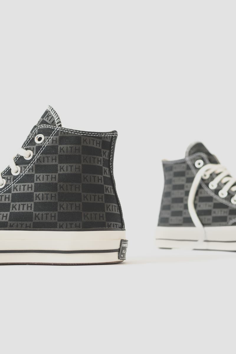 로고를 빼곡히 새긴 컨버스 x 키스 협업 척 테일러 올스타 70 출시