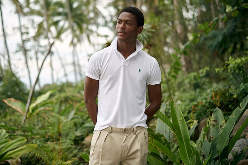 바다에 버려진 플라스틱으로 옷을? 페트병으로 만든 랄프 로렌 '어스 폴로' 셔츠