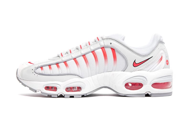 나이키, 에어 테일윈드 4 '레드 오르빗' 공개