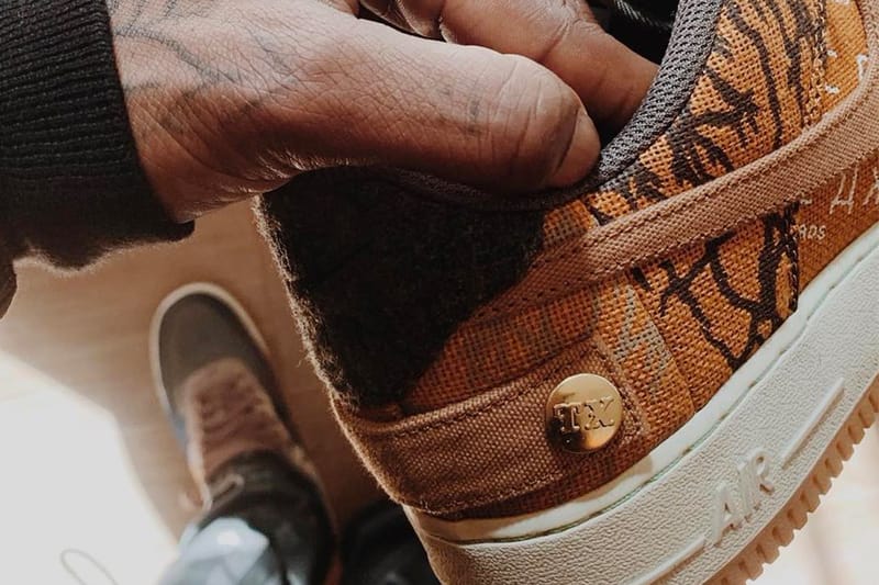 트래비스 스콧 x 나이키 협업 에어 포스 1 로우 출시 정보